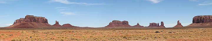 Monument valley située en territoire Navajos est gérée par eux.