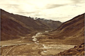 De l'autre côté du Pensi-la, la vallée du Zanskar.